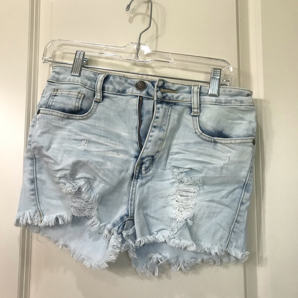 Women’s cut off shorts